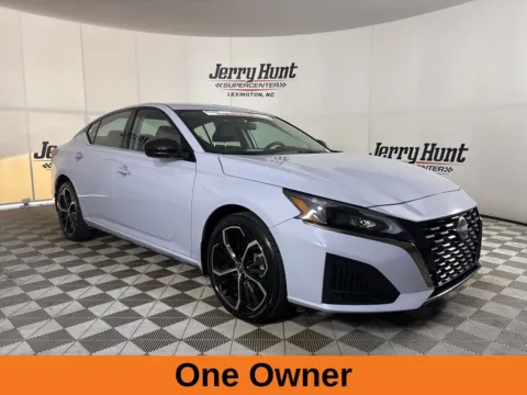 More photos of 2025 Nissan Altima 2.5 SR at Jerry Hunt Supercenter - Lexington, NC