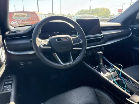 More photos of 2023 Jeep Compass (Red) Edition at Jerry Hunt Supercenter - Lexington, NC