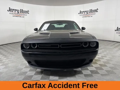 More photos of 2019 Dodge Challenger SXT at Jerry Hunt Supercenter - Lexington, NC