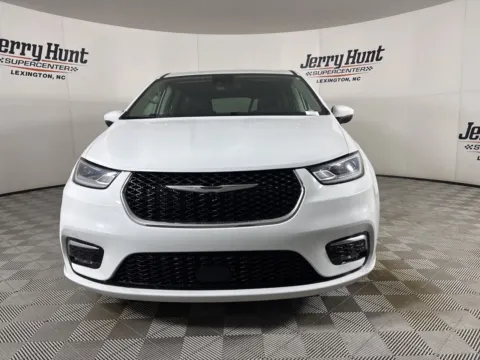 Photos of 2023 Chrysler Pacifica Touring L for sale in Lexington, NC at Jerry Hunt Supercenter - Lexington