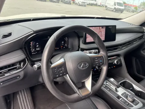 More photos of 2023 INFINITI QX60 LUXE at Jerry Hunt Supercenter - Lexington, NC