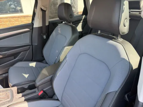 Another view of 2025 Volkswagen Jetta 1.5T SE for sale in Lexington, NC at Jerry Hunt Supercenter - Lexington