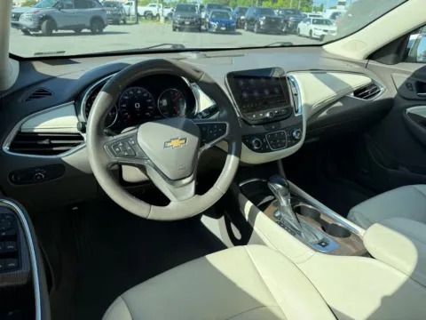 More photos of 2022 Chevrolet Malibu Premier at Jerry Hunt Supercenter - Lexington, NC