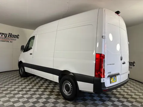 More photos of 2024 Mercedes-Benz Sprinter 2500 Crew 144 WB at Jerry Hunt Supercenter - Lexington, NC