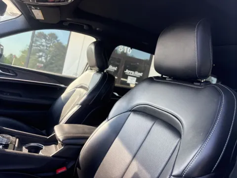Another view of 2024 Jeep Grand Cherokee L Limited for sale in Lexington, NC at Jerry Hunt Supercenter - Lexington