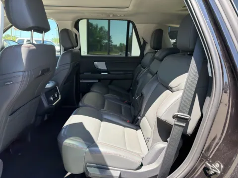 More photos of 2025 Ford Expedition Active at Jerry Hunt Supercenter - Lexington, NC