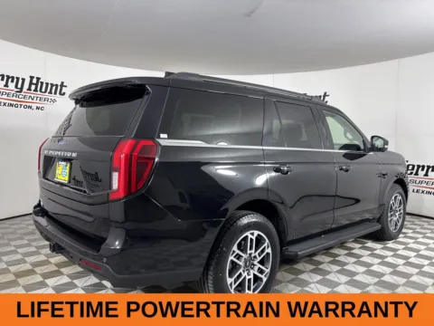More photos of 2025 Ford Expedition Active at Jerry Hunt Supercenter - Lexington, NC