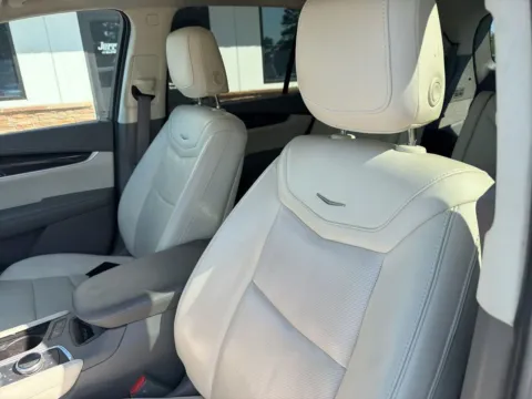 Another view of 2022 Cadillac XT6 Premium Luxury for sale in Lexington, NC at Jerry Hunt Supercenter - Lexington