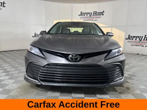 More photos of 2021 Toyota Camry XLE at Jerry Hunt Supercenter - Lexington, NC