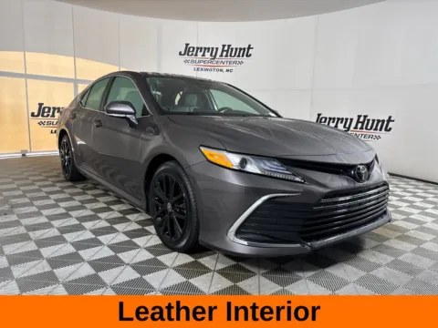 More photos of 2021 Toyota Camry XLE at Jerry Hunt Supercenter - Lexington, NC