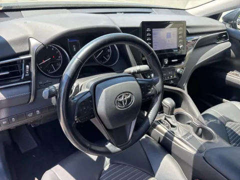 More photos of 2022 Toyota Camry SE at Jerry Hunt Supercenter - Lexington, NC