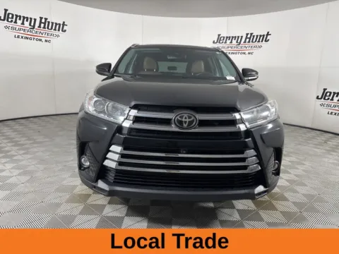 More photos of 2019 Toyota Highlander Limited Platinum at Jerry Hunt Supercenter - Lexington, NC