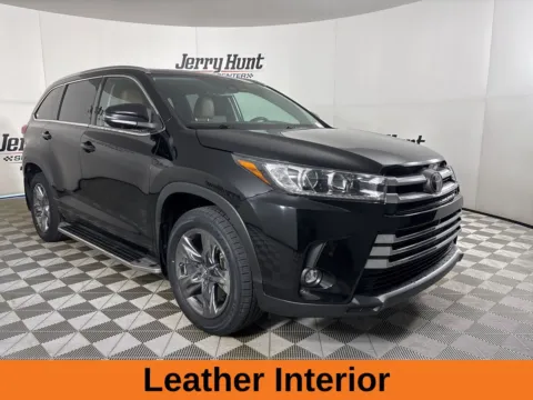 More photos of 2019 Toyota Highlander Limited Platinum at Jerry Hunt Supercenter - Lexington, NC