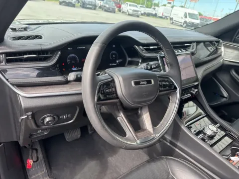 More photos of 2023 Jeep Grand Cherokee L Overland at Jerry Hunt Supercenter - Lexington, NC