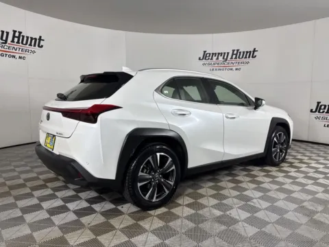 More photos of 2022 Lexus UX 200 Base at Jerry Hunt Supercenter - Lexington, NC