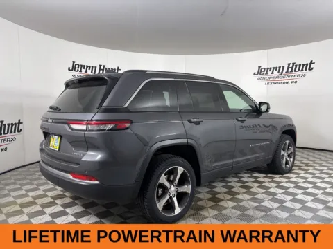 More photos of 2023 Jeep Grand Cherokee Limited at Jerry Hunt Supercenter - Lexington, NC