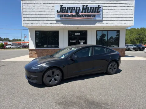 Black 2021 Tesla Model 3 Standard Range Plus for sale in Lexington, NC