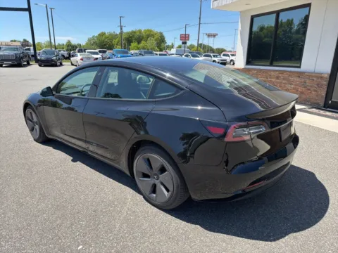More photos of 2021 Tesla Model 3 Standard Range Plus at Jerry Hunt Supercenter - Lexington, NC