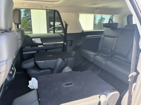 More photos of 2025 Ford Expedition Max Active at Jerry Hunt Supercenter - Lexington, NC