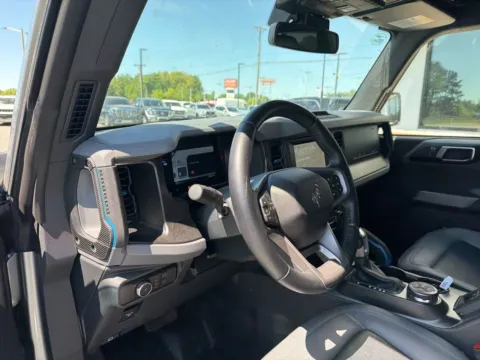 More photos of 2023 Ford Bronco Black Diamond at Jerry Hunt Supercenter - Lexington, NC