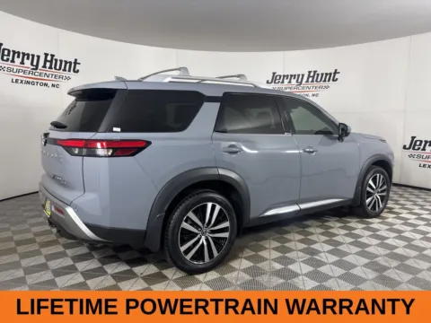 More photos of 2023 Nissan Pathfinder Platinum at Jerry Hunt Supercenter - Lexington, NC