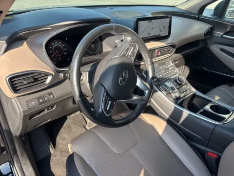 More photos of 2023 Hyundai Santa Fe Limited at Jerry Hunt Supercenter - Lexington, NC