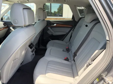 More photos of 2023 Audi Q5 45 S line Premium at Jerry Hunt Supercenter - Lexington, NC