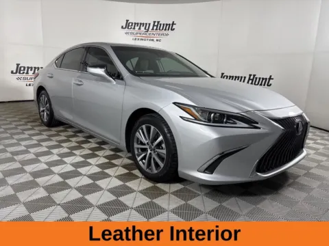 More photos of 2021 Lexus ES 350 at Jerry Hunt Supercenter - Lexington, NC