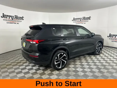 More photos of 2024 Mitsubishi Outlander SE at Jerry Hunt Supercenter - Lexington, NC