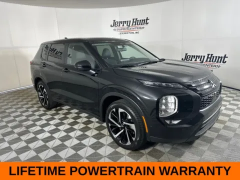 More photos of 2024 Mitsubishi Outlander SE at Jerry Hunt Supercenter - Lexington, NC
