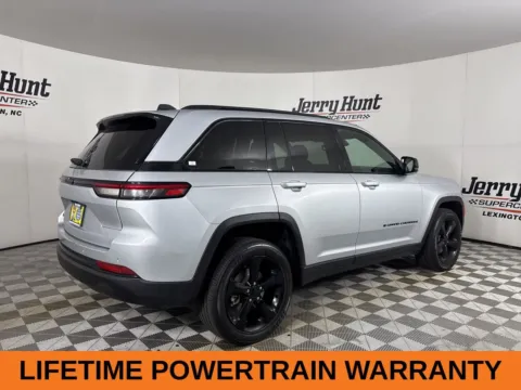 More photos of 2023 Jeep Grand Cherokee Altitude X at Jerry Hunt Supercenter - Lexington, NC