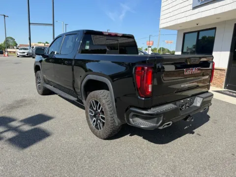 More photos of 2023 GMC Sierra 1500 AT4 at Jerry Hunt Supercenter - Lexington, NC