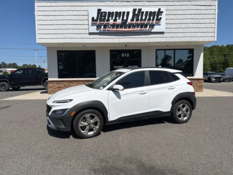 White 2023 Hyundai Kona SEL for sale in Lexington, NC