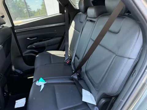 More photos of 2022 Hyundai Tucson Limited at Jerry Hunt Supercenter - Lexington, NC