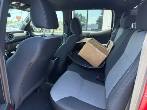 More photos of 2021 Toyota Tacoma TRD Off-Road at Jerry Hunt Supercenter - Lexington, NC