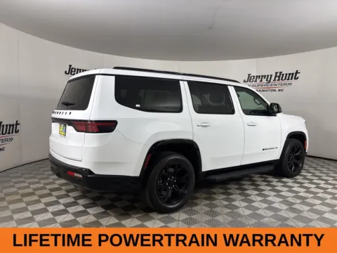 More photos of 2024 Jeep Wagoneer Series II at Jerry Hunt Supercenter - Lexington, NC