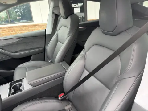 Photos of 2026 Tesla Model Y Standard Range for sale in Lexington, NC at Jerry Hunt Supercenter - Lexington