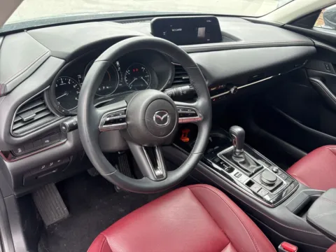 More photos of 2023 Mazda CX-30 2.5 S Carbon Edition at Jerry Hunt Supercenter - Lexington, NC
