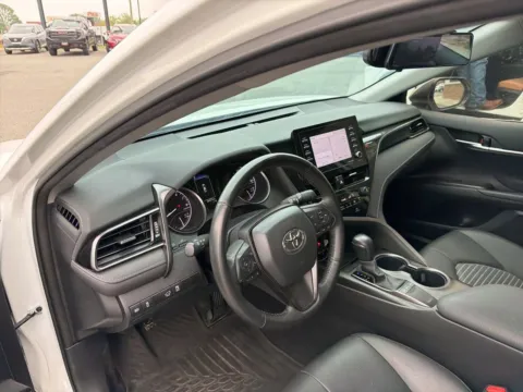 More photos of 2024 Toyota Camry SE at Jerry Hunt Supercenter - Lexington, NC