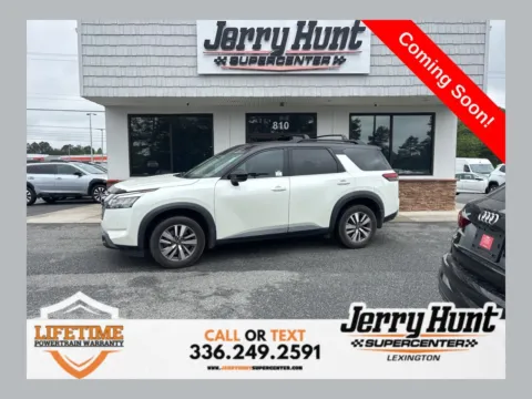 White 2023 Nissan Pathfinder SL for sale in Lexington, NC