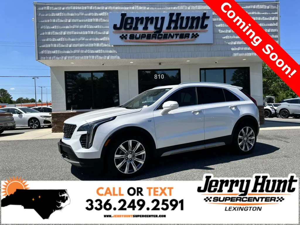 White 2021 Cadillac XT4 Premium Luxury for sale in Lexington, NC