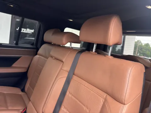 More photos of 2024 Hyundai Santa Fe Limited at Jerry Hunt Supercenter - Lexington, NC