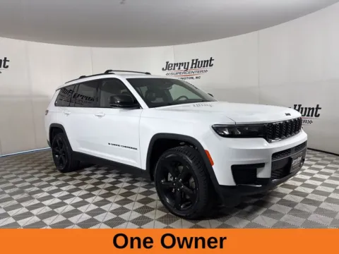 More photos of 2023 Jeep Grand Cherokee L Altitude at Jerry Hunt Supercenter - Lexington, NC