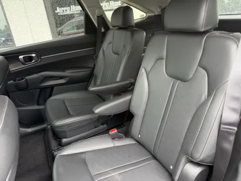 More photos of 2025 Kia Sorento EX at Jerry Hunt Supercenter - Lexington, NC