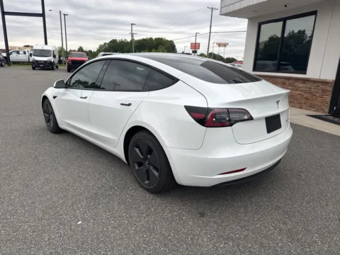 More photos of 2022 Tesla Model 3 Long Range at Jerry Hunt Supercenter - Lexington, NC