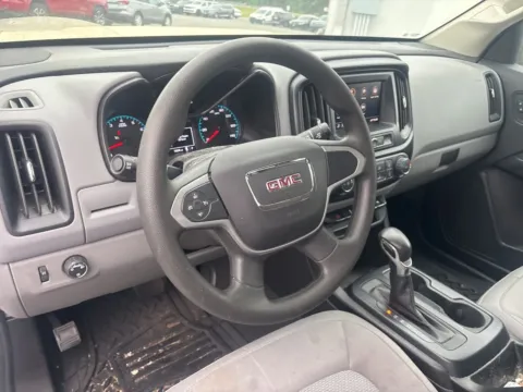 More photos of 2022 GMC Canyon Elevation Standard at Jerry Hunt Supercenter - Lexington, NC