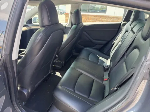 More photos of 2022 Tesla Model 3 Performance at Jerry Hunt Supercenter - Lexington, NC