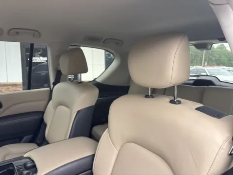 More photos of 2024 INFINITI QX80 Premium Select at Jerry Hunt Supercenter - Lexington, NC