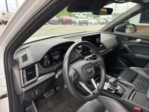 More photos of 2021 Audi SQ5 Premium Plus at Jerry Hunt Supercenter - Lexington, NC
