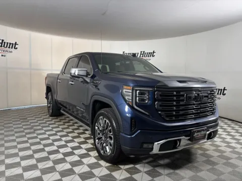 More photos of 2023 GMC Sierra 1500 Denali Ultimate at Jerry Hunt Supercenter - Lexington, NC